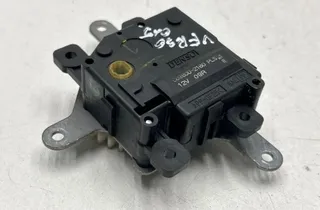 TOYOTA Avensis Verso 1 generation (2001-2003) Interior Heater Flap Motor Actuator 0638002160 34104690