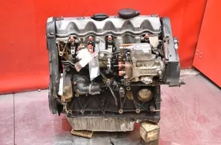 VOLVO V70 2 generation (2000-2008) Engine D5252T 31950231