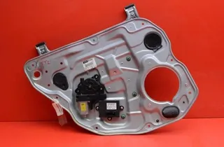 VOLVO V70 2 generation (2000-2008) Rear left door window lifter 30661067 34485826
