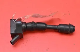 VOLVO V40 2 generation (2012-2020) High Voltage Ignition Coil 31312514 33833960