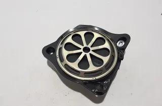 MERCEDES-BENZ AMG GT C190 (2014-2023) Низкочастотный динамик с правой стороны A2058201202 33728345