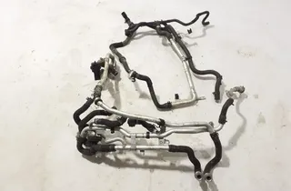 PORSCHE Panamera 970 (2009-2016) Шланг радиатора охлаждения двигателя правой стороны 97010642110,97010604700,970109604911 34276697