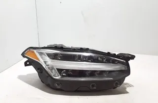 VOLVO XC90 2 generation (2014-2024) Front Right Headlight 31655707 34512051