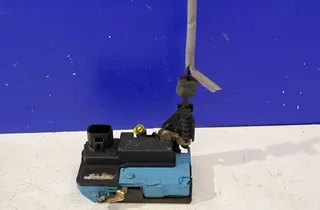 VOLVO XC90 1 generation (2002-2014) Замок двери передний правый 30663042,30699748 34842756