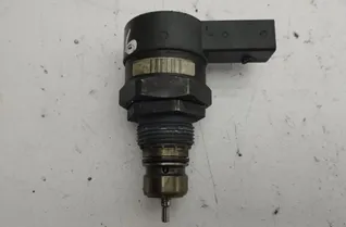 MERCEDES-BENZ S-Class W221 (2005-2013) Fuel pressure regulator A6110780449 31183754