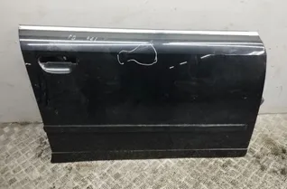 VOLVO V70 2 generation (2000-2008) Front Right Door 34452471