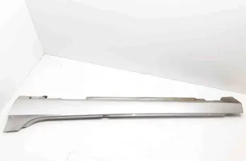 VOLVO V40 Cross Country 1 generation (2012-2020) Left Side Plastic Sideskirt Cover 31395042 32644988