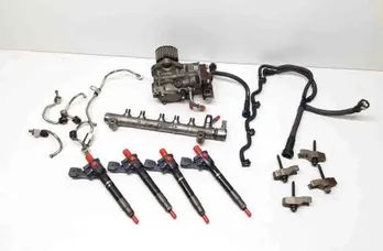 VOLVO V40 Cross Country 1 generation (2012-2020) Fuel Injector Kit 31432135,31336878,31303612 32658640