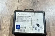 MERCEDES-BENZ C-Class W205/S205/C205 (2014-2023) Locking Wheel Bolt Set B66470155 34560786