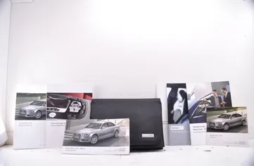 AUDI A4 B8/8K (2011-2016) Manual Service Book 31558043