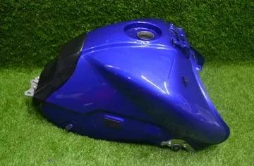 YAMAHA MT Petrol fuel tank 17580255