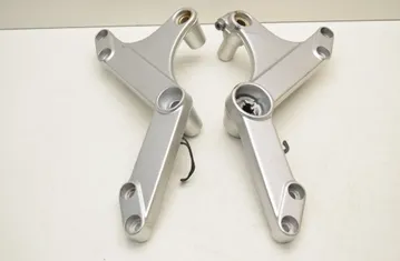 SUZUKI DL Other Frame Parts 33137299