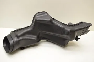 SUZUKI GSX-R Черпак воздухозаборника с правой стороны 94420-21H00 33388069