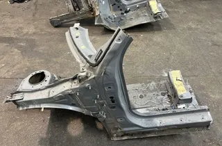 MINI Countryman 2 generation (F60) (2016-2024) Front left quarter 33811704