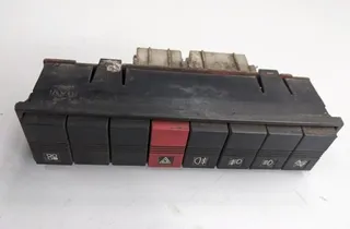 RENAULT TRUCKS Magnum (1990-present) кнопка опасности 5010231569,212210903,Ip1219 34268028