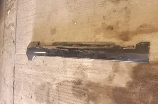 VOLVO V40 2 generation (2012-2020) Left Side Plastic Sideskirt Cover 31265846 24560626