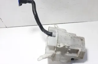 VOLVO XC70 2 generation (2000-2007) Window Washer Tank 30784233,30784234 34478634