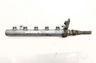 NISSAN X-Trail T32 (2013-2022) Топливная рейка 175210542R 31796658