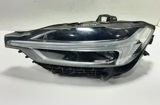 VOLVO XC60 2 generation (2017-2024) Front Left Headlight 31420419 33761446