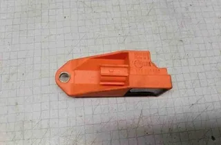 VOLKSWAGEN Touran 1 generation (2003-2015) Датчик удара передний правый 1T0909606 32531146