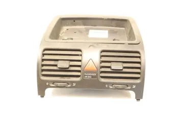 VOLKSWAGEN Jetta 3 generation (1992-1998) Dashboard Air Vents 32940378