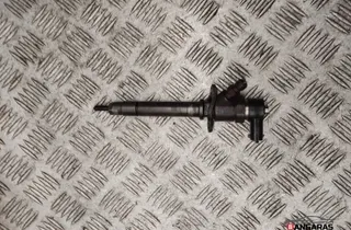 VOLVO V70 2 generation (2000-2008) Fuel Injector 0445110078,8658352 34524402