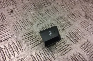 PEUGEOT 2008 2 generation (2019-2023) Центральный замок 96750883Z0 33400849