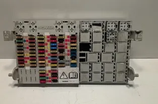 SCANIA P,G,R,T - series (2003-present) Fuse box 1854357,1854358 33572693