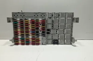 SCANIA P,G,R,T - series (2003-present) Fuse box 2404762,2404758 33572717