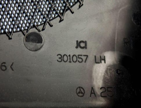 MERCEDES-BENZ R-Class W251 (2005-2017) Front Right Door Panel 301057,330380,A2517600181,A2517200370,A2517200148,300894 32872318