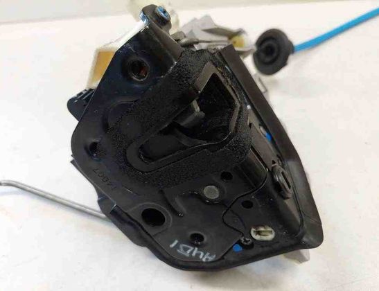 AUDI A8 D2/4D (1994-2002) Rear Right Door Lock 4F0839016 32727946