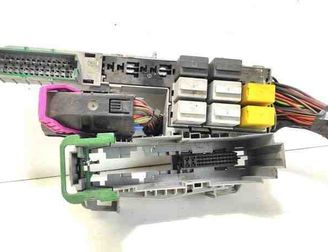 OPEL Combo C (2001-2011) Fuse box 31361772