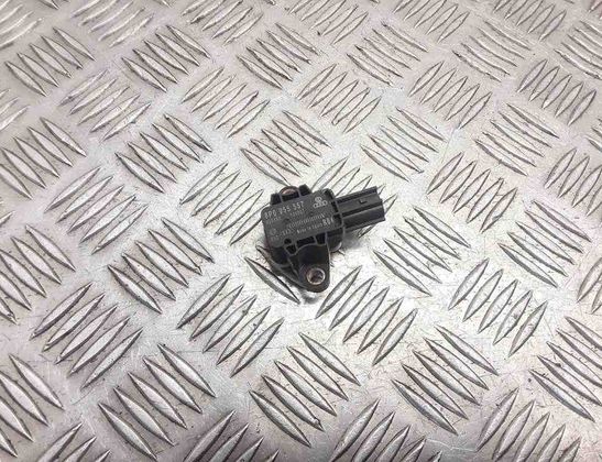 AUDI A3 8P (2003-2013) Rear Right Impact Sensor 8P0955557 31953860