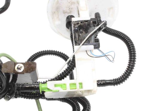 MERCEDES-BENZ C-Class W204/S204/C204 (2004-2015)  датчик уровня топлива A2044700694,1582881014 23131766