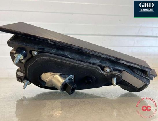 MITSUBISHI Eclipse Cross 1 generation (2017-2024) Left Side Tailgate Taillight 8330b332 32988737