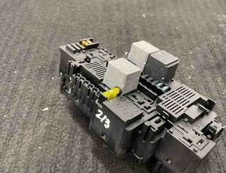 MERCEDES-BENZ E-Class W213/S213/C238/A238 (2016-2024) Блок предохранителей A2139062202 32192533