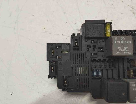 MERCEDES-BENZ E-Class W211/S211 (2002-2009) Блок предохранителей A2139062202,A0009822923 32196444