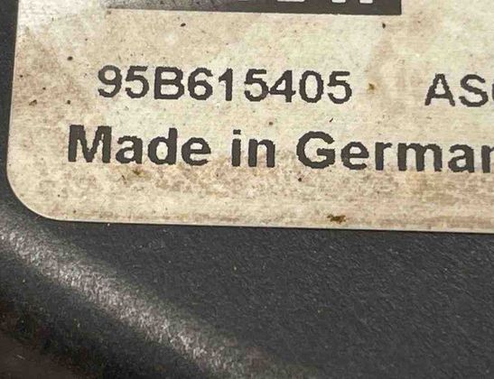 PORSCHE Macan 1 generation (2013-2023) Rear Right Brake Caliper 32600903