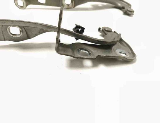 OPEL Astra K (2015-2021) Front Left Bonnet Hinge 39032149,39032150 31890564