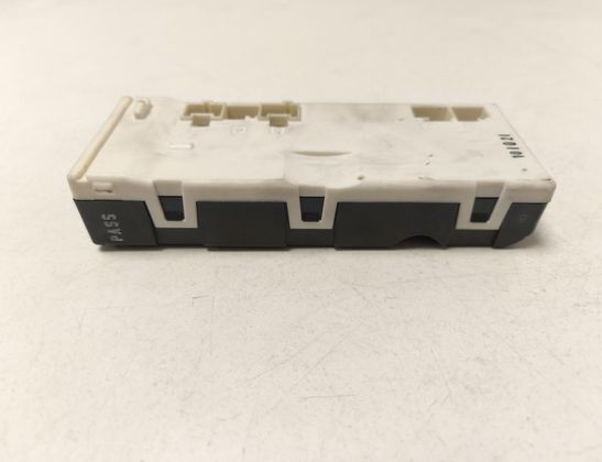 MERCEDES-BENZ C-Class W204/S204/C204 (2004-2015) Блок управления крышки багажника A2129004203,A2048706526,A2129021102 32957393