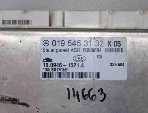 MERCEDES-BENZ SLK-Class R170 (1996-2004) ABS control unit 0195453132 31942773