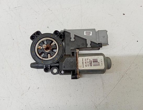 CITROËN C3 1 generation (2002-2010) Маторчик стеклоподъемника передней правой двери 400620 32967581