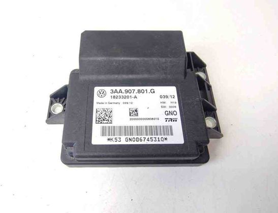 VOLKSWAGEN Passat B6 (2005-2010) Блок управления ручным тормозом 3AA907801G 31249332