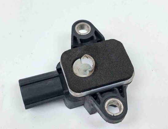 AUDI A3 8P (2003-2013) Rear Right Impact Sensor 8P0955557 31273969