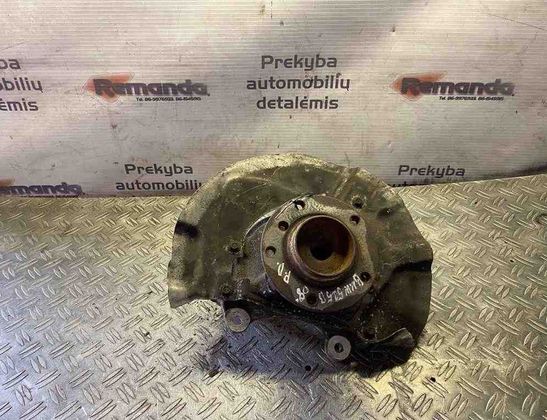 BMW 5 Series E60/E61 (2003-2010) Front Right Wheel Hub 31589986
