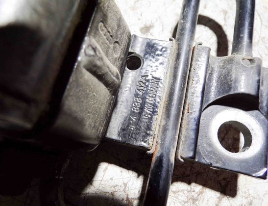 AUDI RS 3 8PA (2011-2012) Петля задней правой двери 8P4833412A 20567140