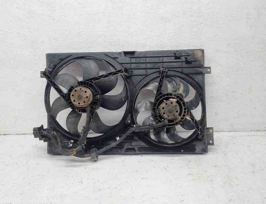 VOLKSWAGEN Bora 1 generation (1998-2005) Engine Cooling Fan Radiator 1J0121207M 31452785