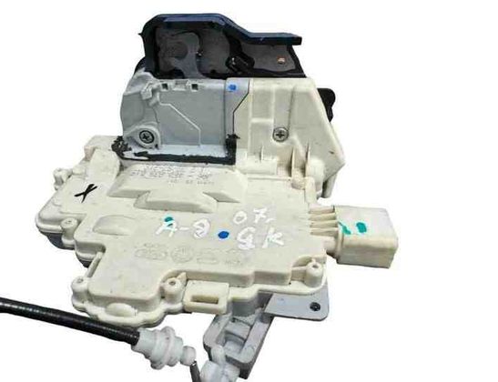 AUDI A8 D3/4E (2002-2010) Rear Left Door Lock 4F0839015 24707851