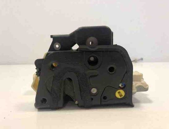 AUDI A8 D3/4E (2002-2010) Rear Left Door Lock 4F0839015 24707851