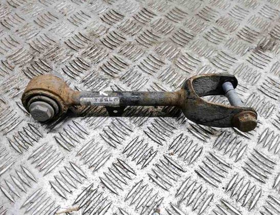 TESLA Model 3 1 generation (2017-2024) Rear Right Arm 1044423-00-G 21184127